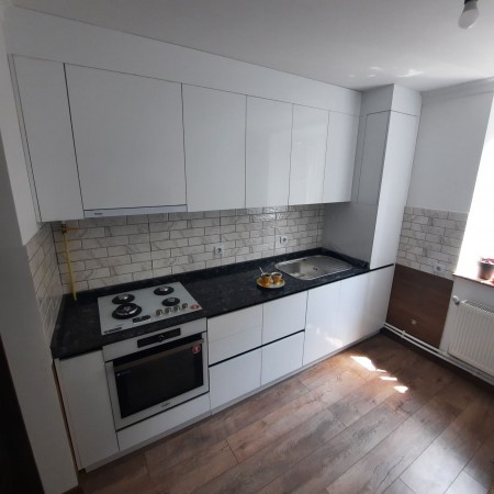 Bucatarie  moderna dreapta  A-130